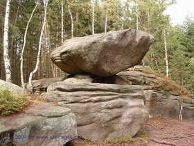 der hngende Stein